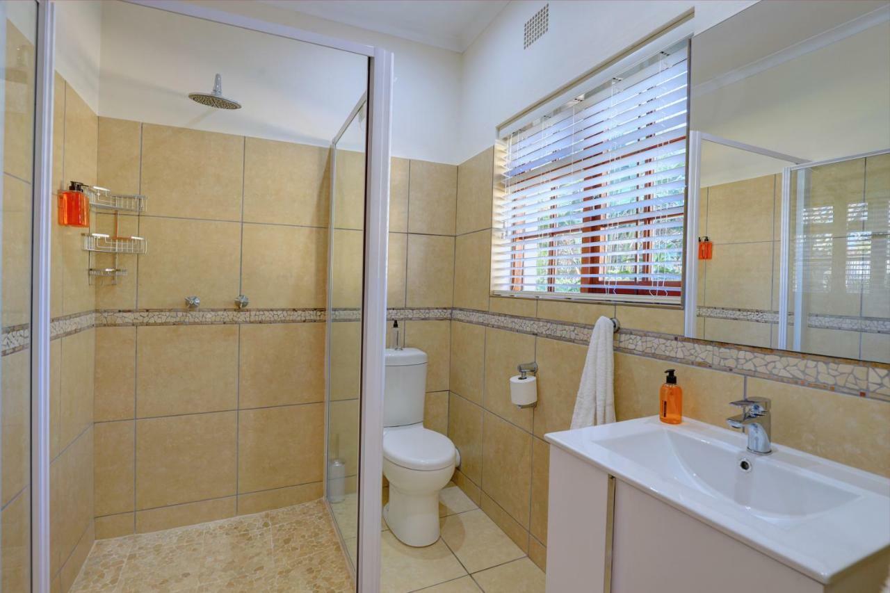 No.8 On Wright Street Apartment Джордж Екстериор снимка